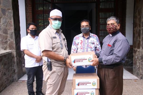 PGI Sumut Terima Bantuan Sembako dari GTPP Covid-19 Sumut